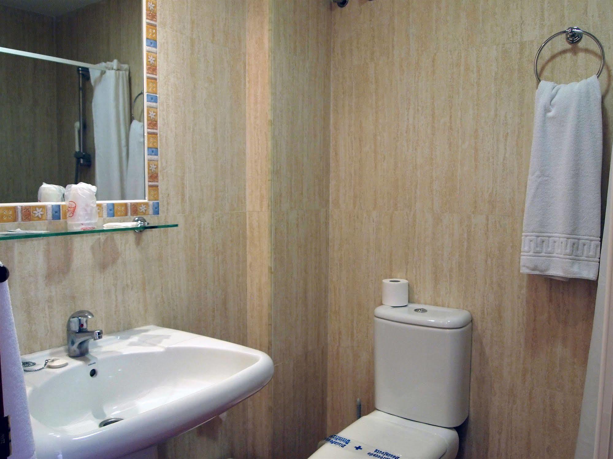 Hotel Galicia Fuengirola Luaran gambar